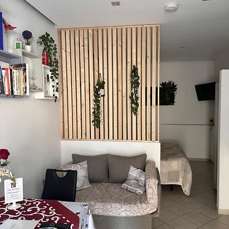 Casa Vacanza Dei Greci Barletta Extérieur photo